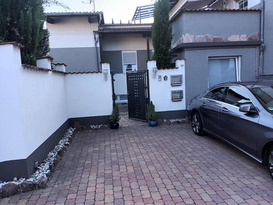 Bello Apartamento Graben-Neudorf Extérieur photo